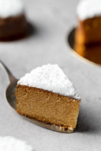 Charger l'image dans la galerie, Cakelette à l'huile d'olive - 5"