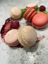 Charger l'image dans la galerie, Macarons mixtes boîte de 6
